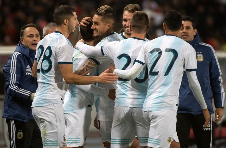 La joie des Argentins après le but d'Angel Correa face au Maroc en match amical