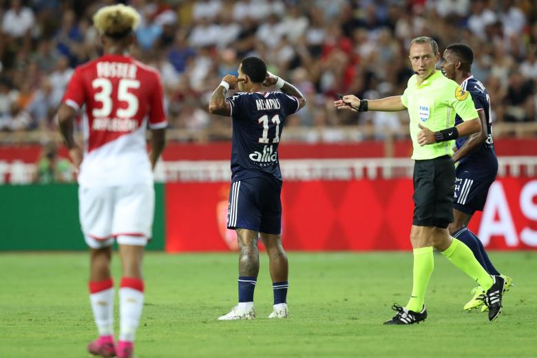 Memphis Depay fête son but lors de Monaco-OL / Ligue 1
