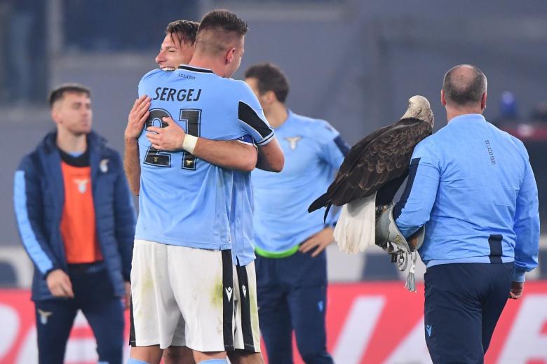 Sergej Milinkovic-Savic et Ciro Immobile fêtent la victoire de la Lazio face à l'Inter