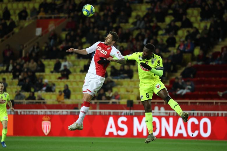 Stevan Jovetic et Ismael Traoré lors de Monaco - Angers en Ligue 1 le 4 février 2020