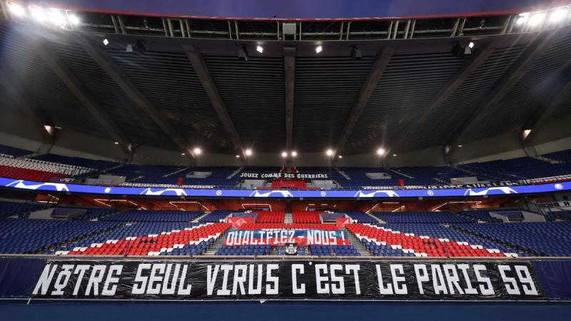 Les banderoles installés en tribune Auteuil avant PSG - Dortmund, le 11 mars 2020.
